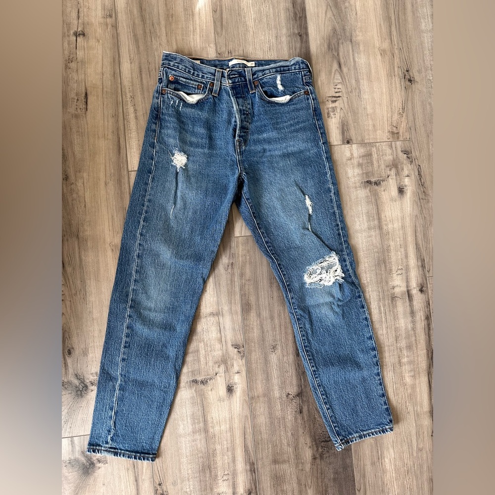 Levi’s wedgie jean